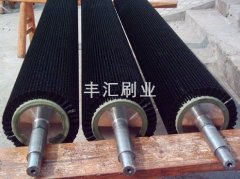 鋼絲刷輥與清洗毛刷輥要采用